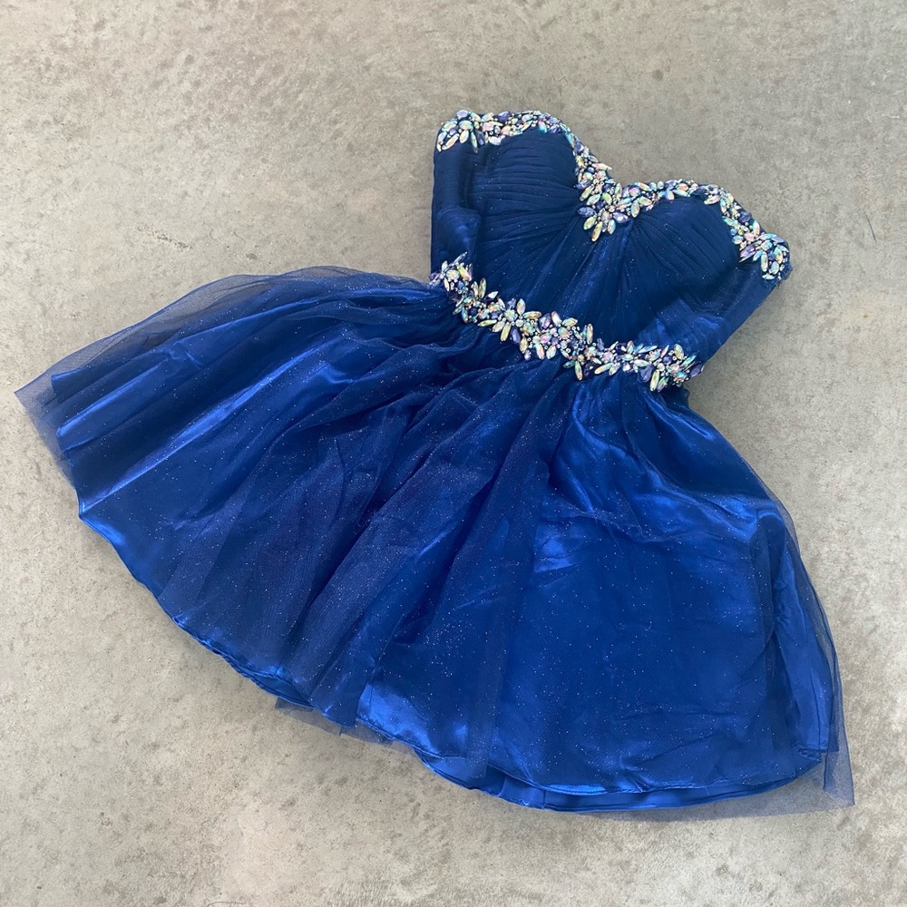 Bee Darlin short formal dress royal blue 7/8